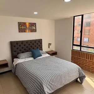  Apartamento Encantador Cerca Al Aeropuerto